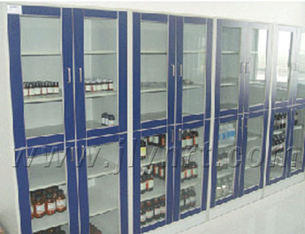 药品柜2